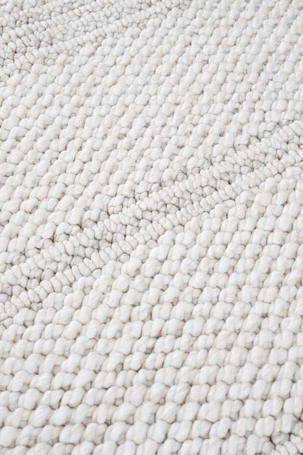 Calvin Klein Urban Luxe Krem Gri Halı A2399B