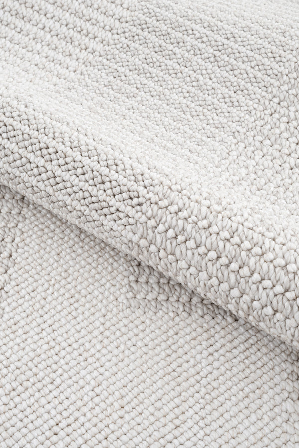 Calvin Klein Urban Luxe Krem Gri Halı A2404B