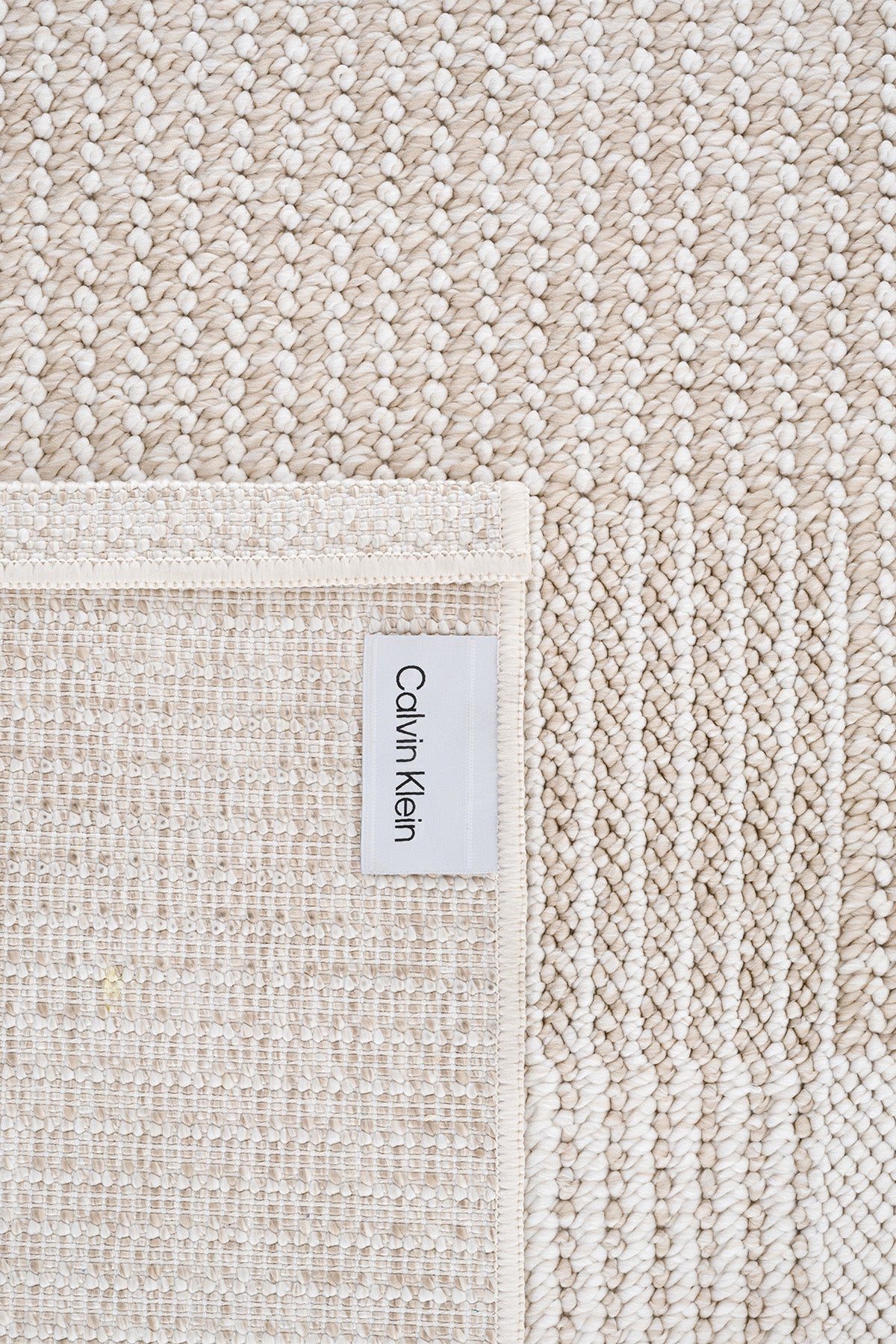 Calvin Klein Urban Luxe A2404D Krem Vizon Halı