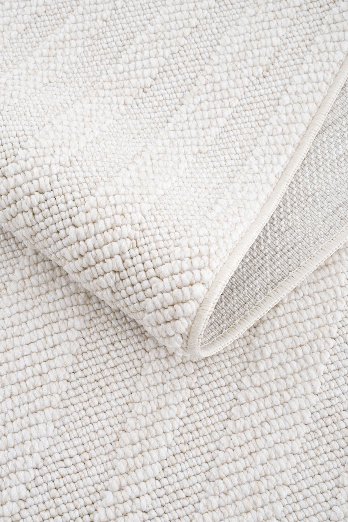 Calvin Klein Urban Luxe A2409A Krem Halı