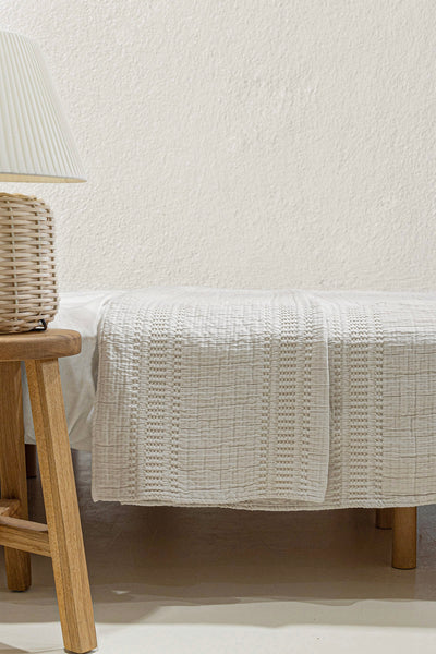 Assos Krem Çift Kişilik Yatak Örtüsü 230x250 5035