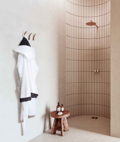 Brisa Beyaz Kapüşonlu Bornoz 2500