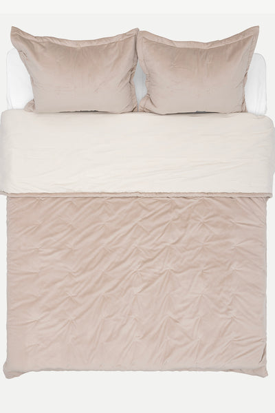 Elit Bej Kadife Çift Kişilik Yatak Örtüsü 230x250 2 Yastık 50x70 5023