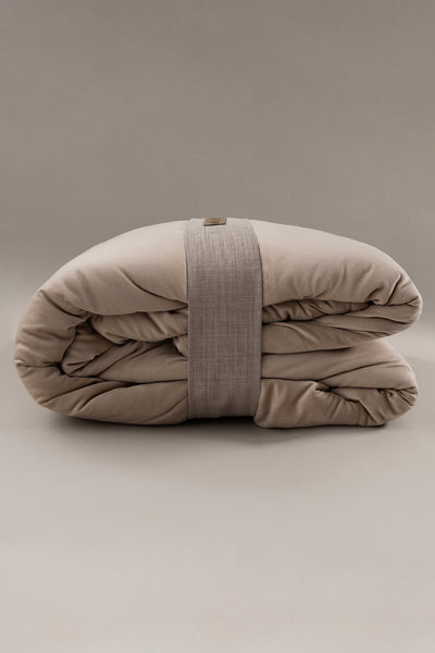 Elit Bej Kadife Çift Kişilik Yatak Örtüsü 230x250 2 Yastık 50x70 5023