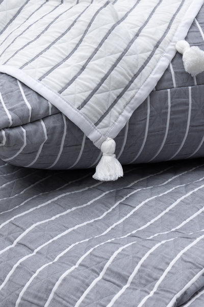 İyon Gri Elyaf Dolgulu Çok Amaçlı Pamuklu Çift Kişilik Yatak Örtüsü 240x250 7508A