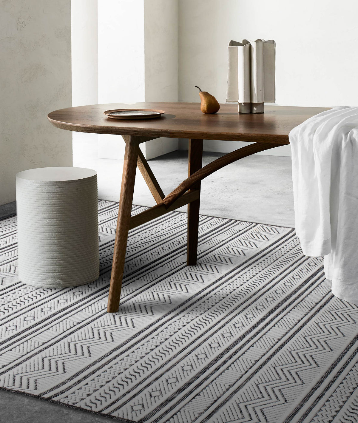 Koza Meridyen Siyah Halı Kilim Balkon Teras Bahçe Salon Koridor Makine Halısı 65294