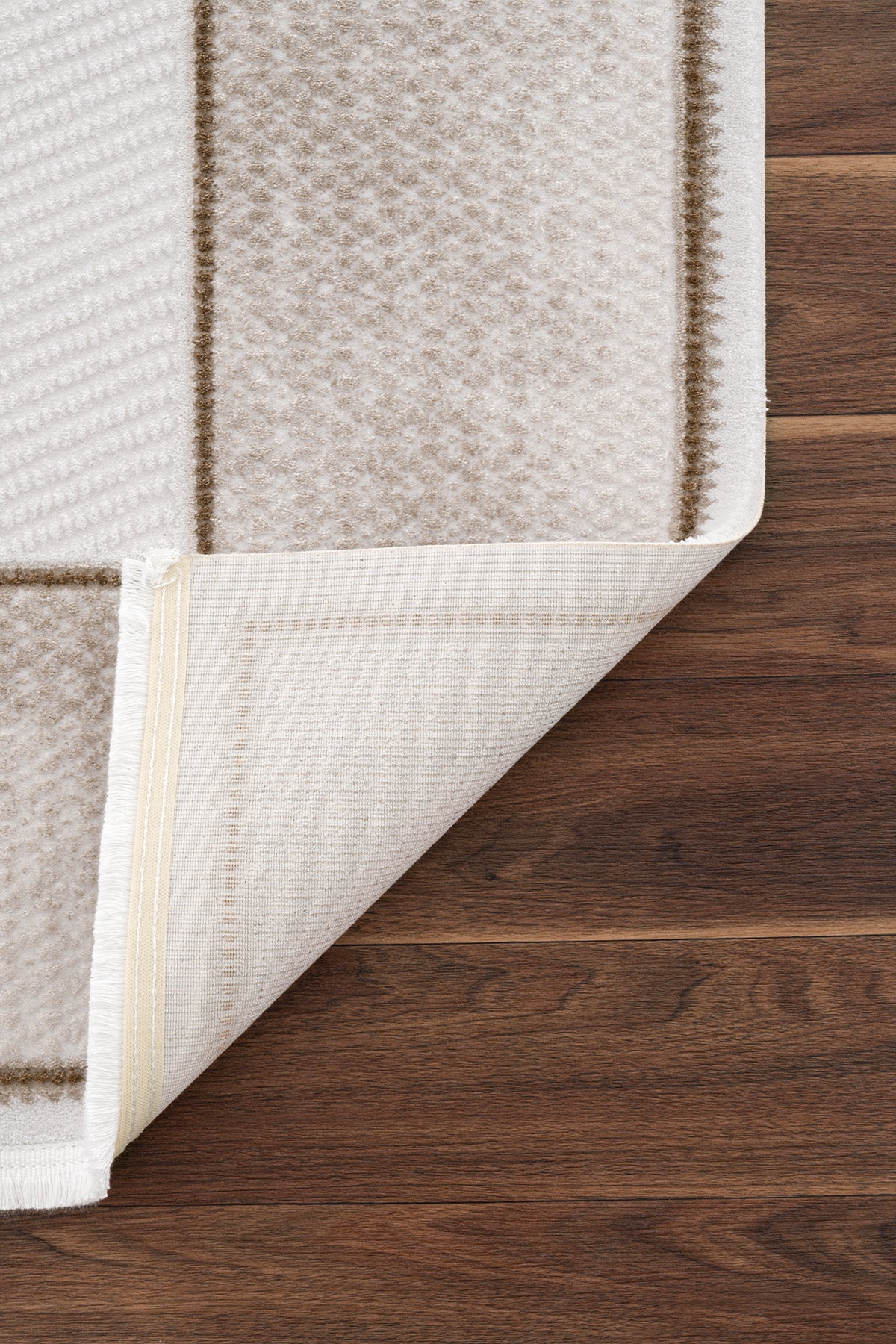 Koza Sedef Bej Terra Salon Halısı A3588D