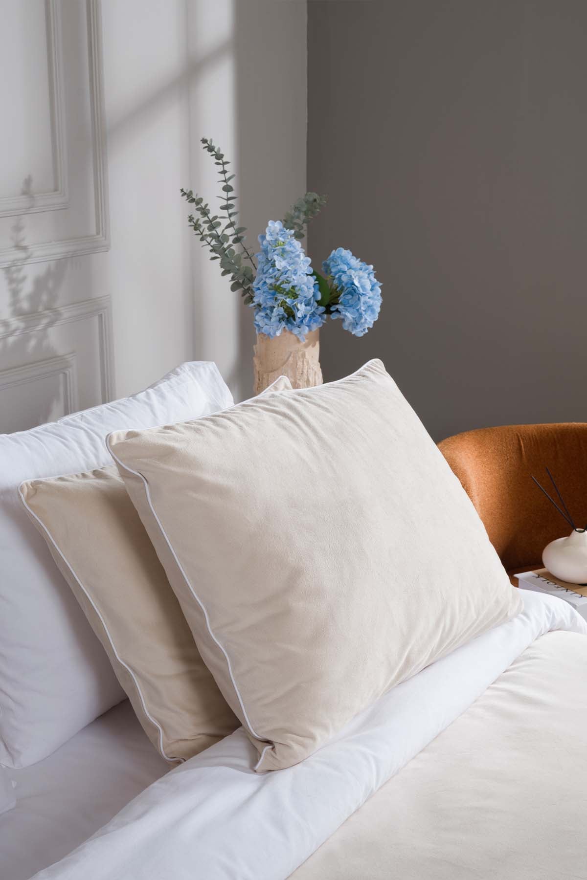 Linda Krem Kadife Çift Kişilik Nevresim Takımı 200x220 4 Yastıklı 5007