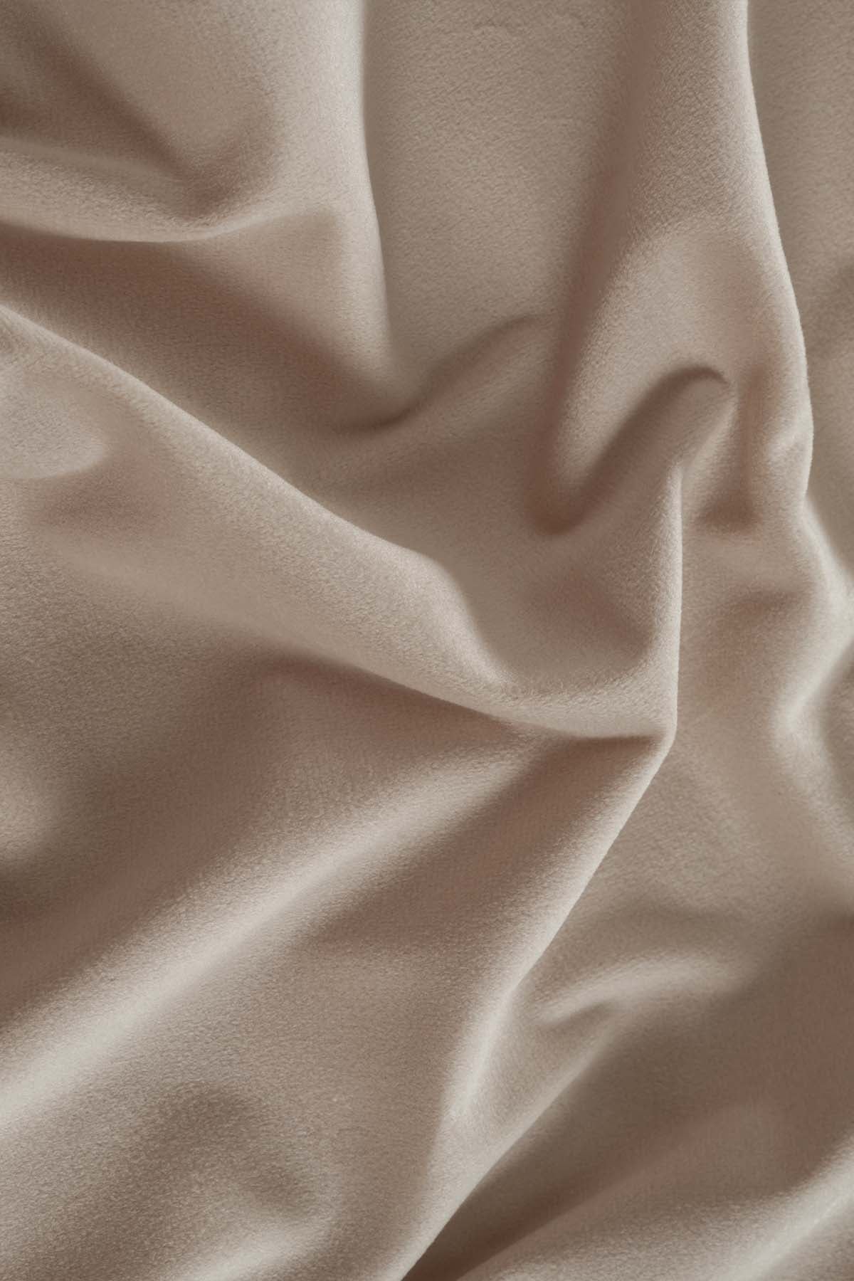 Linda Vizon Kadife Çift Kişilik Nevresim Takımı 200x220 4 Yastıklı 5008