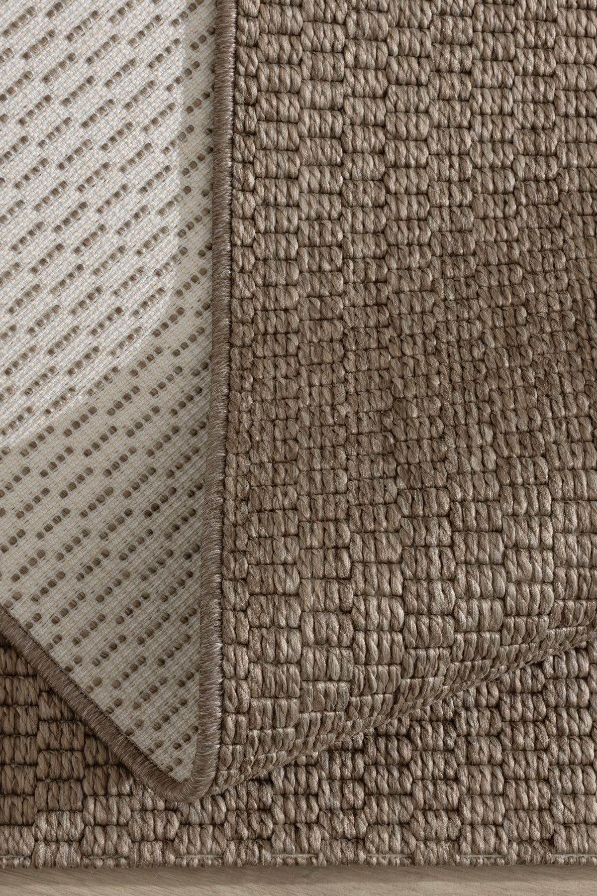 Loft Kahverengi Tozumaz Halı  A0806A