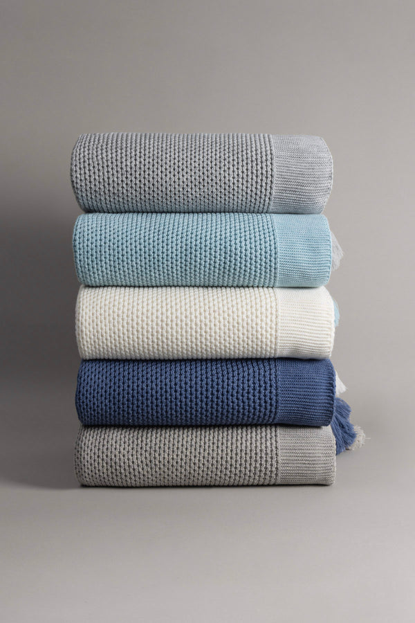 Miel Vizon Kenarı Ponponlu Çift Kişilik Battaniye 200x220 37110