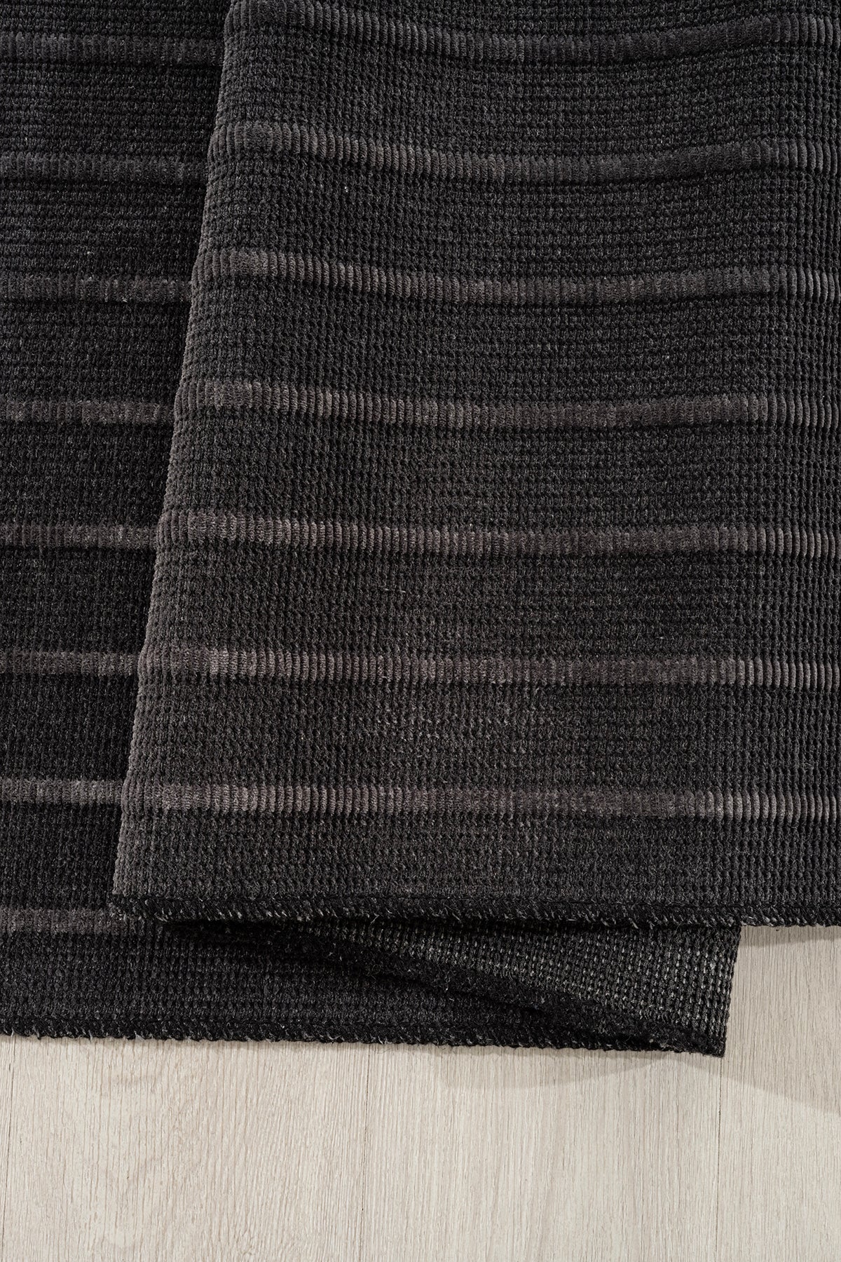Calvin Klein Mono A2900D Antrasit Halı