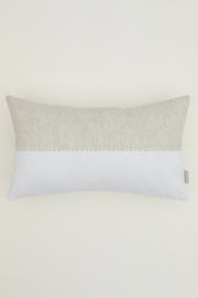 Pure Beyaz Krem Dekoratif Boncuk Elyaf İç Dolgulu Kırlent 30X50 4840