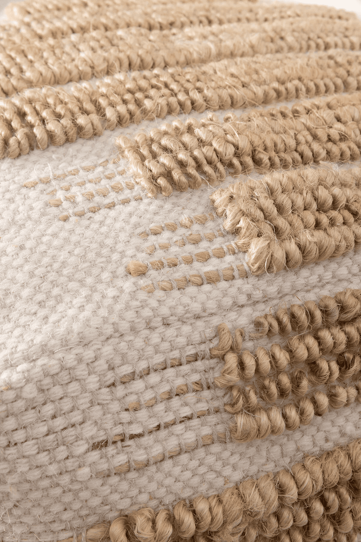 Pure Çizgi Detaylı Krem Natürel Puf 40X40 4275