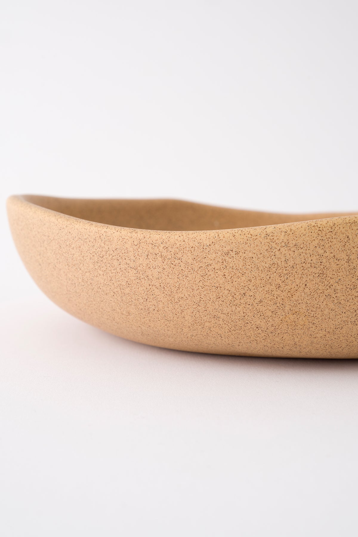 Sateen Mat Bej El Yapımı Sunum Tabağı 8630