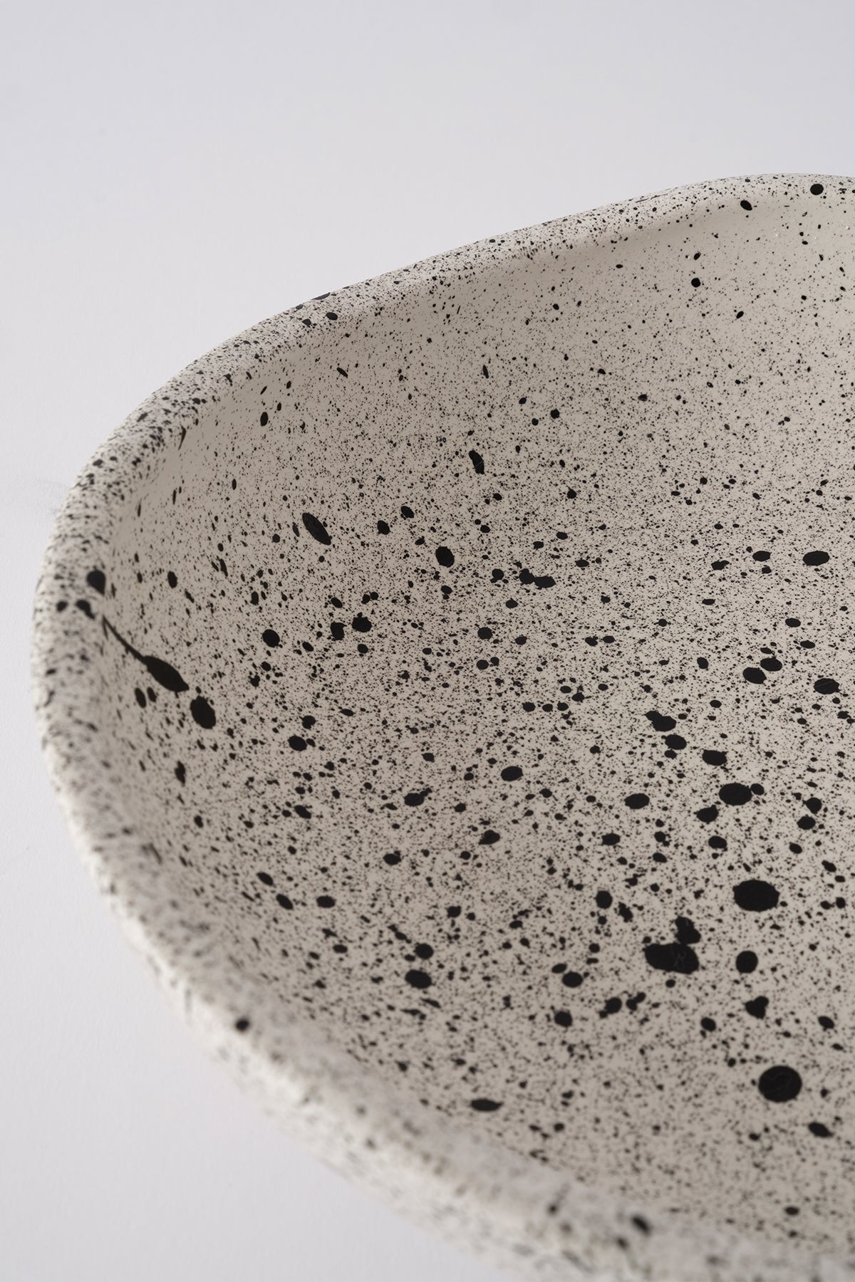 Sateen Mat Beyaz Kırçıllı El Yapımı Sunum Tabağı 8631