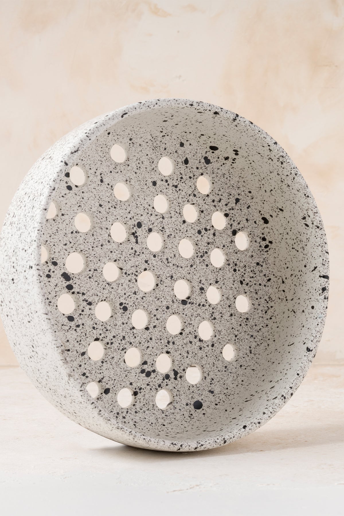 Sateen Mat Beyaz Kırçıllı Küçük El Yapımı Dekoratif Süzgeç 8602