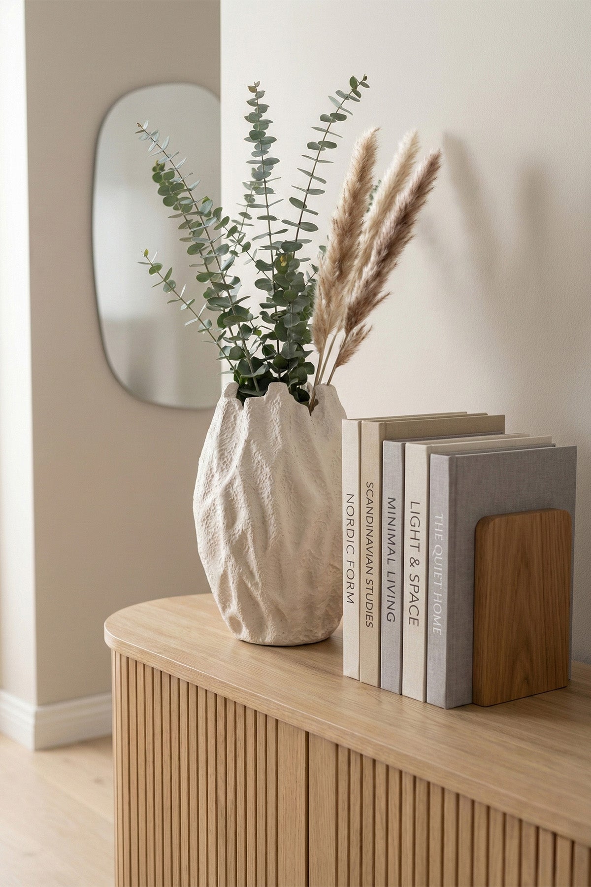 Savia Seramik Özel Form Beyaz Vazo 10129