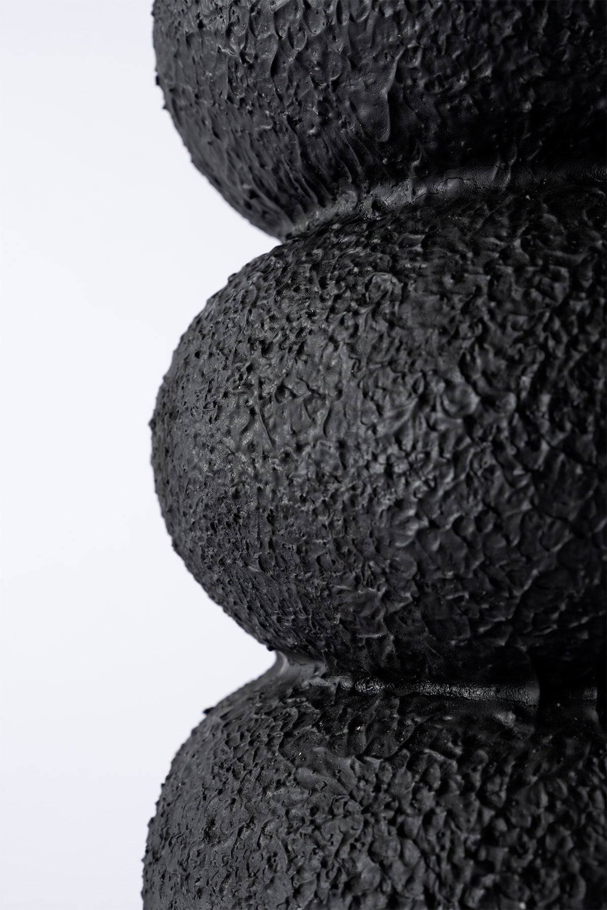 Savia Seramik Siyah Uzun Vazo 10134