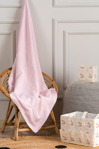Toffy Toz Pembe Harf İşlemeli Örgü Bebek Battaniyesi 100X100
