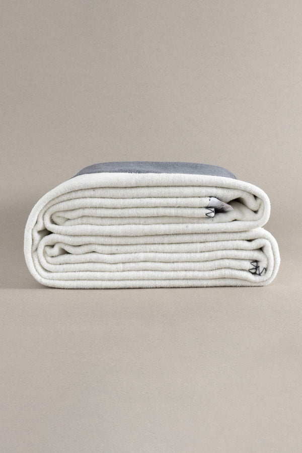 Twin Battaniye Soft Pamuklu Tek Kişilik Battaniye Antrasit Krem 150 x 200 5014A