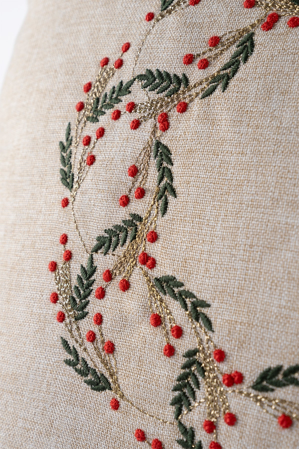 Xmas Bej Nakşlı Biyeli Kırlent Kılıfı 45X45 2550